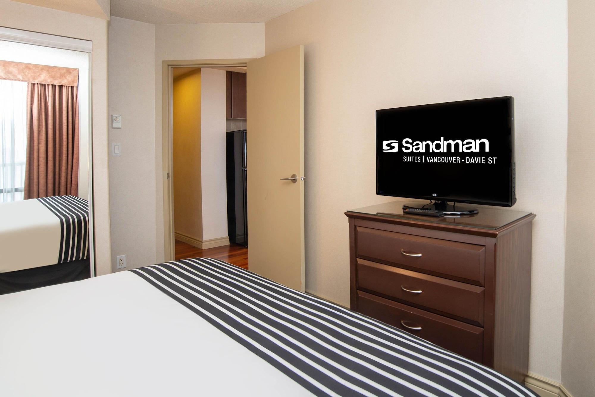 Sandman Suites Vancouver On Davie מראה חיצוני תמונה
